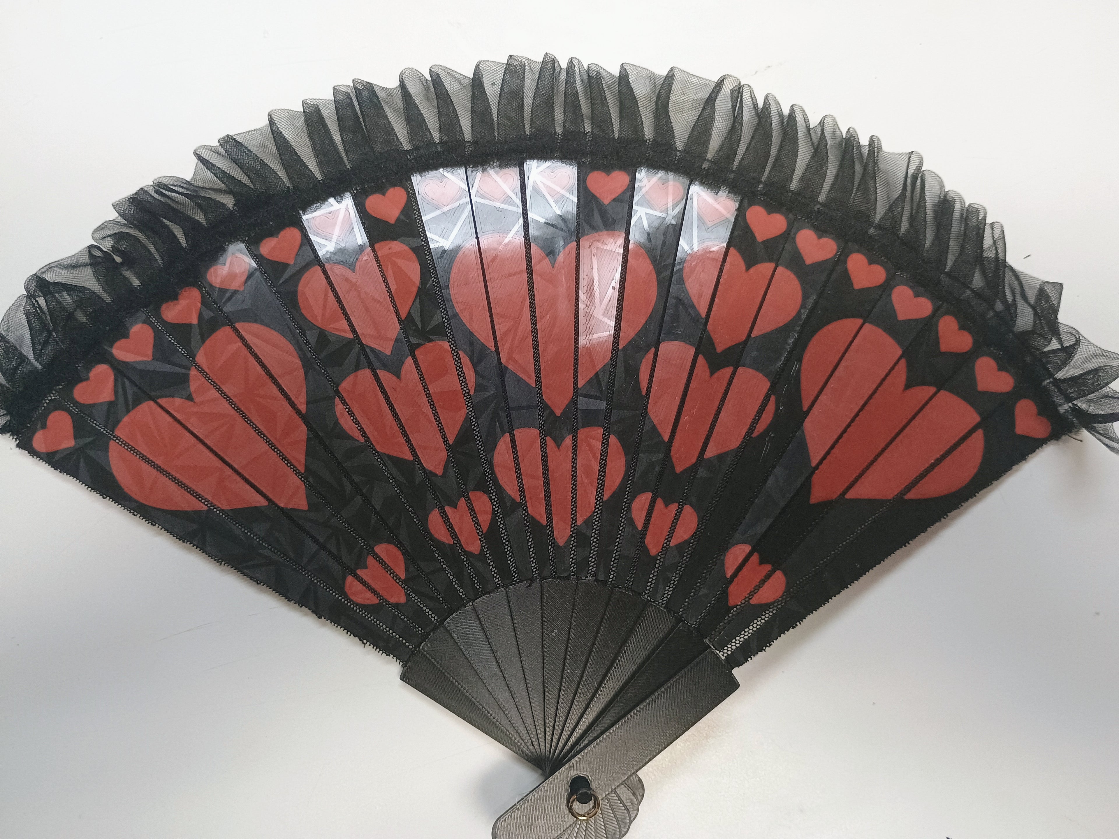 3d printed textile fan with lace